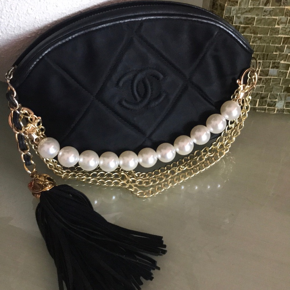 🌹🌹CHANEL TASSLE CLUTCH🌹🌹